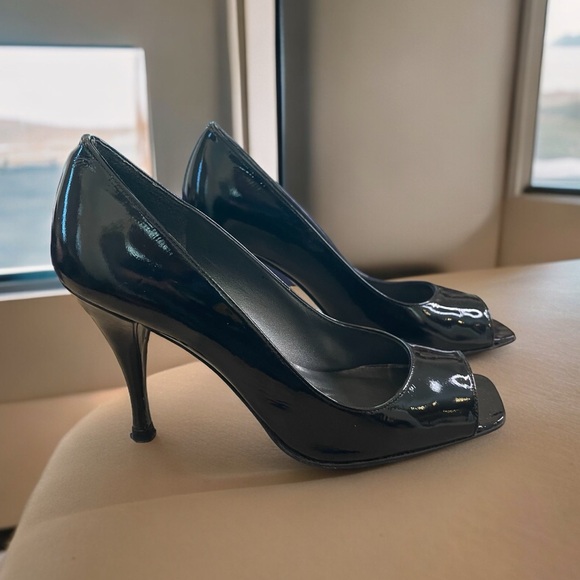 Stuart Weitzman Heels - Picture 6 of 9